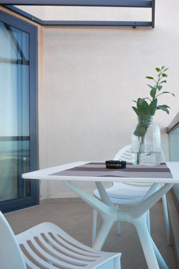 Cozy 1 Bedroom Apartment With Sea View El Cotillo  Bagian luar foto